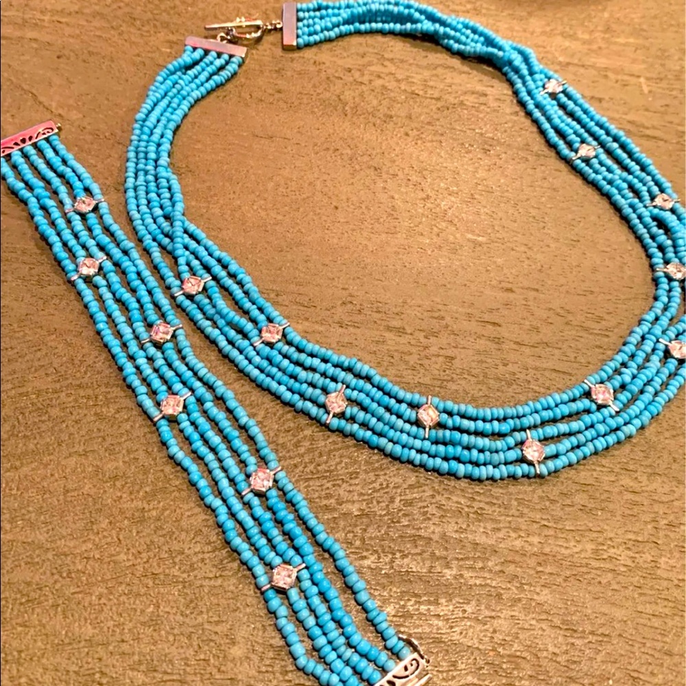 Beautiful necklace & bracelet set
